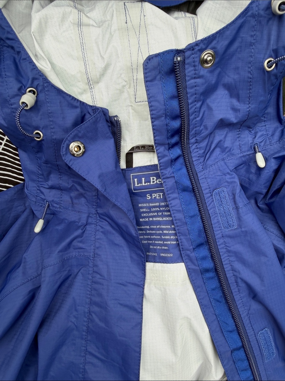 L.L. Bean Royal Blue Hooded Trench Coat - Picture 10 of 10